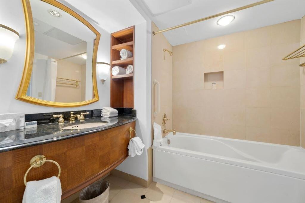 Huge Beachfront Condo Cozysuites At Showboat Atlantic City Buitenkant foto